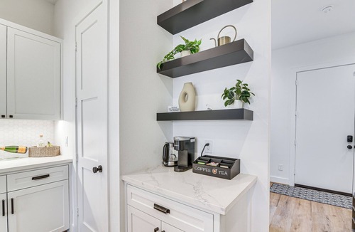 OST - South Union House | Newly Built Townhome 5 Mi to NRG!