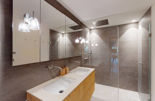 Samedan Apartment | Newly built, very nice villa with holiday apartment on the groundfloor.
