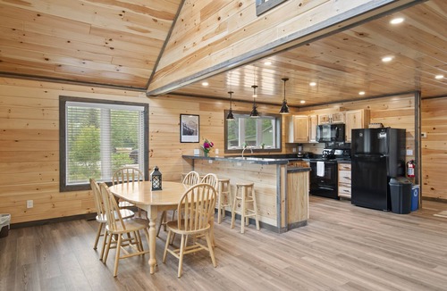 Severance House | Newly Built year-round house with specactular lake views!