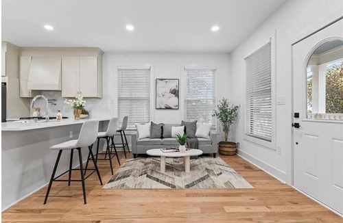Atlanta House | Newly Constructed 3BR Luxury Home in ATL Downtown