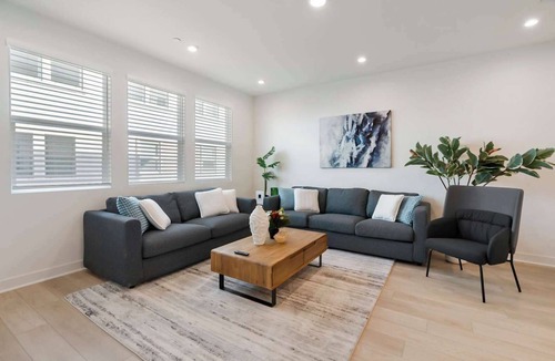 Serra Mesa House | Newly Constructed 4 Bedroom