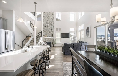 Deer Mountain House | Newly constructed 4 bedroom in Deer Springs.