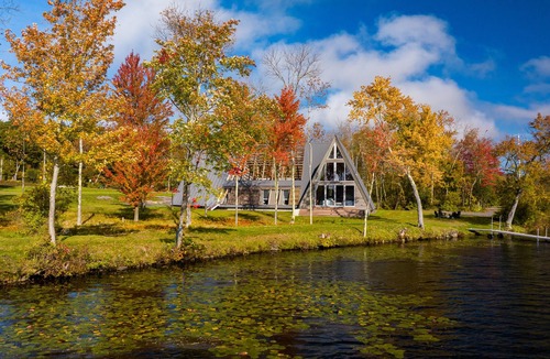 Hubbardton House | Newly Constructed Luxury Aframe Design Home -2BR/1BA