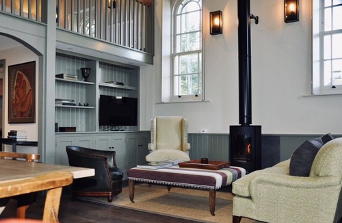 Motcombe Cottage | Newly converted, hilltop Chapel