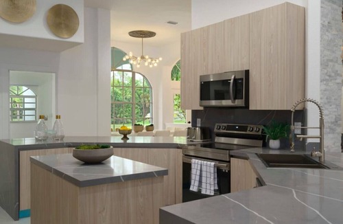 Hunt Club Villa | Newly Designed Renovated Luxe 8 BR Heated Pool