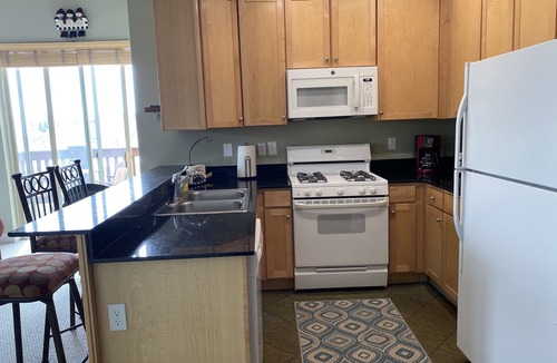Kimball Junction Condo | Newly Discounted Ski Season Rates! Large, Cozy Condo with View!