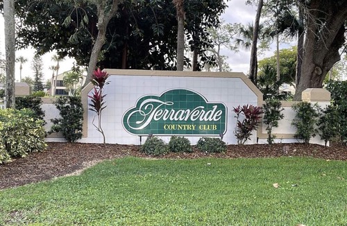 Biggar Condo | Newly Furnished & Remodeled Gulf Coast condo close to shopping beaches & airport