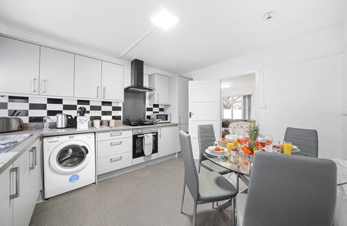 Chelmsford Apartment | Newly Launched ✪Classy 2-Bed Property✪ Chelmsford