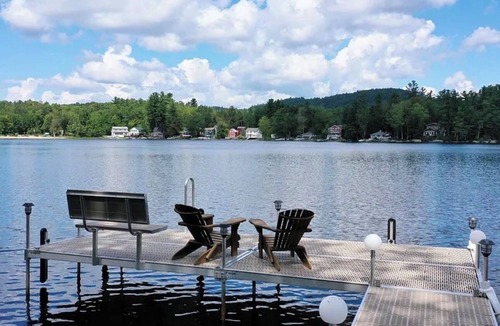 Mount Sunapee House | Newly Listed 5-bedroom Lakefront house minutes from Mount Sunapee