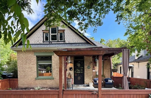 East Central House | NEWLY LISTED! Gorgeous Bungalow in SLC's 9th & 9th