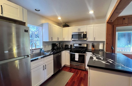 Kings Beach Cabin | Newly Listed! Red Cabin on Brockway Golf Course - Kings Beach - Dog Friendly