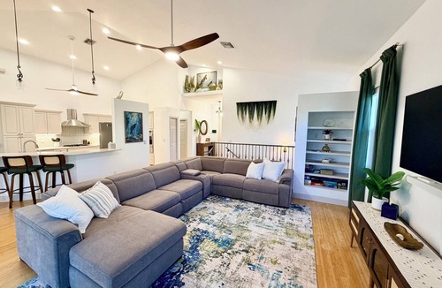 Bonita Springs House | Newly listed rental with brand new furniture/pool/hot tub/pool cage/paved patio