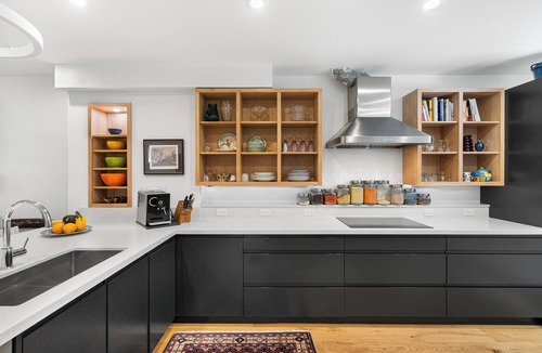 Trinity - Bellwoods House | NEWLY LISTED Trinity Bellwoods 4 br home !
