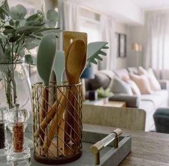 Westlake Apartment | NEWLY Listed! Westlake Stylish