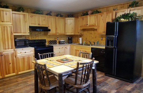 Emigrant House | Newly Listed! Yellowstone Mountain View