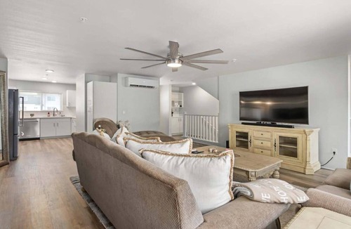 Ewa Condo | Newly Luxury Condo Oasis