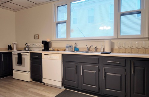 Franklin Plantation Apartment | Newly Refreshed 3bd Spacious Unit Minutes from 290