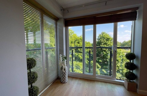 West Wick Apartment | Newly Refurbished 2 Bedroom Flat