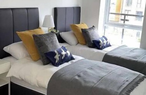 Crays Hill House | Newly Refurbished 3BR House