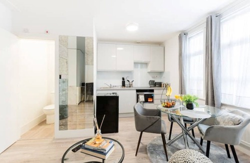 Kensal Green Apartment | Newly refurbished Studio in Kensal green