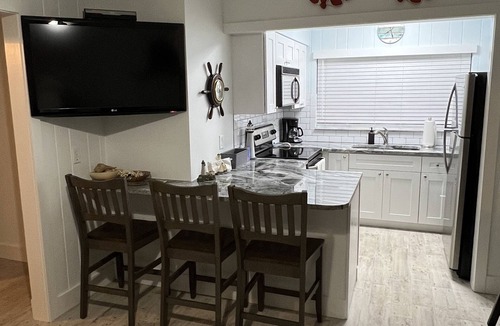 Indian Shores Condo | Newly remodel Beach front Condo on the Gulf of Mexico
