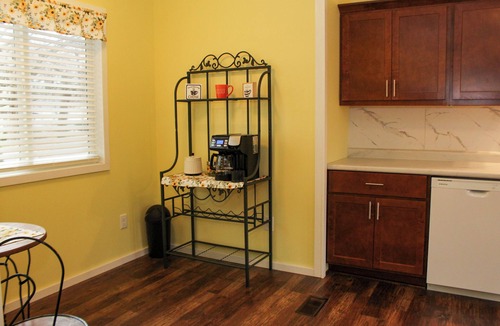 Butler House | Newly Remodeled 1900 Cottage