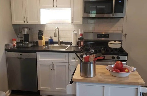Barrington House | Newly Remodeled 2BR 2BA Home Close to Barrington