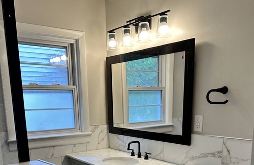 Lyndon House | Newly Remodeled! 4 bedroom private home.
