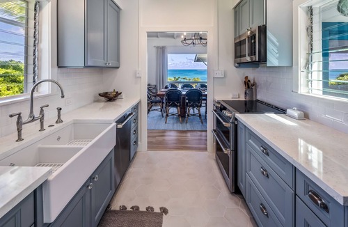 Lanikai House | Newly REMODELED AND the best access to sandy Lanikai Beach! NUC # 90/TVU-0031