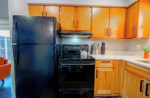 Lawrence Apartment | Newly Remodeled Apt + W/D, Carport/Near Mass