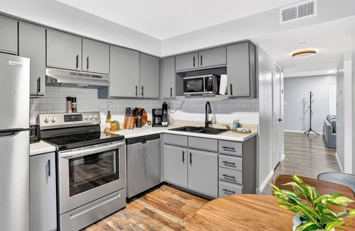 Springfield Condo | Newly Remodeled Condo in the Heart of Springfield
