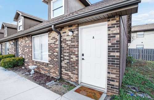 Springfield Condo | Newly Remodeled Condo in the Heart of Springfield