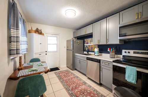 Winter Park House | Newly Remodeled Cottage