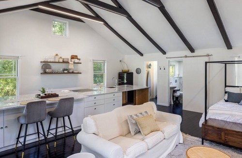 Claverack-Red Mills Cottage | Newly Remodeled Cottage + Fire Pit