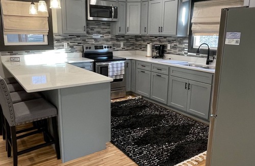 Cashton Other | Newly remodeled Farmhouse with Country Charm!nSleeps 10 people comfortably