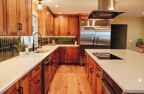 Williamstown House | Newly remodeled! Holland Farms is located in the Golden Triangle of Northern KY!