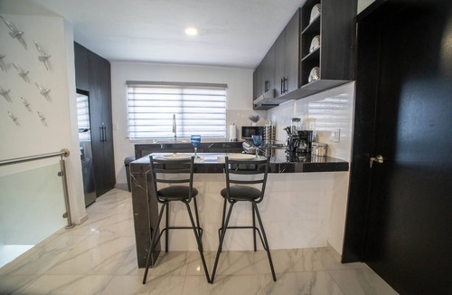 Guadalajara House | Newly-remodeled Home for multiple guests