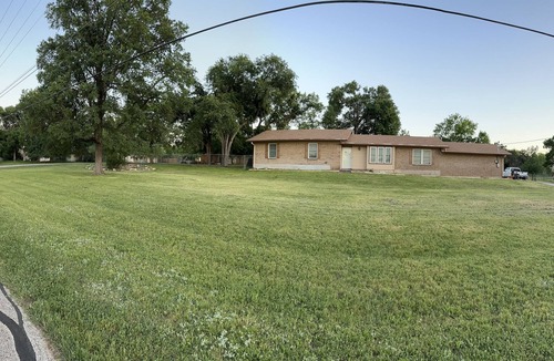 Manchaca House | Newly remodeled home set off in the country but offers quick access to the city