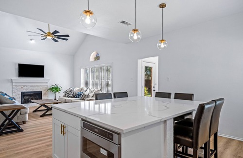 Allen House | Newly remodeled home with attached garage and large yard