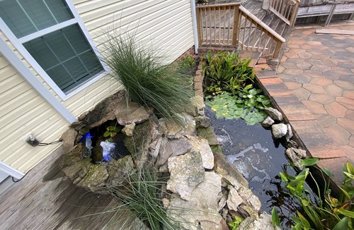 Lebanon House | Newly remodeled, Hot Tub, 70n inch tv Private Entrance, Convenient location