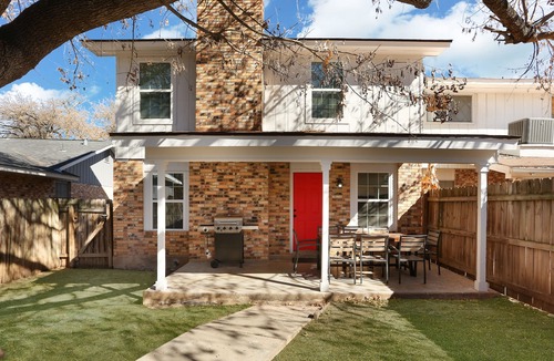 Leon Valley House | Newly Remodeled House in a Quiet Neighborhood.