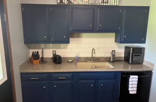 Farmington House | Newly remodeled house minutes away from downtown, golf courses + BIG back yard