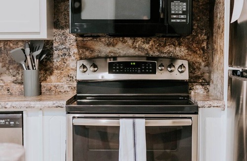 Lubbock House | Newly remodeled house with amazing backyard - 5 mins to Tech/UMC