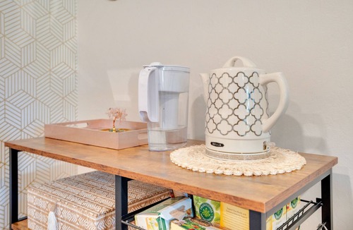 Pinole Condo | Newly remodeled light filled condo