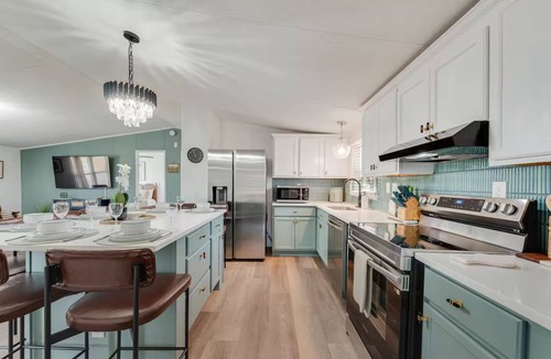 Mineral Wells House | Newly Remodeled Mobile Home The Green Showcase!