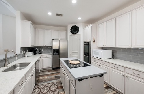 Wetmore House | NEWLY REMODELED! One Story with POOL and Hot Tub