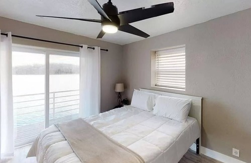 Kaiser House | Newly Remodeled, Pet Friendly, Heart of the State Park, Fisherman’s Paradise!