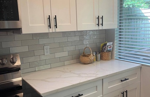 South Lamar Condo | NEWLY REMODELED, Quiet, Comfortable, 2/2 Condo-Great Location!