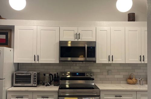 South Lamar Condo | NEWLY REMODELED, Quiet, Comfortable, 2/2 Condo-Great Location!