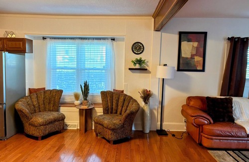Downtown House | Newly remodeled spacious 3Bd Handicap Accessible home, near Downtown & I-70